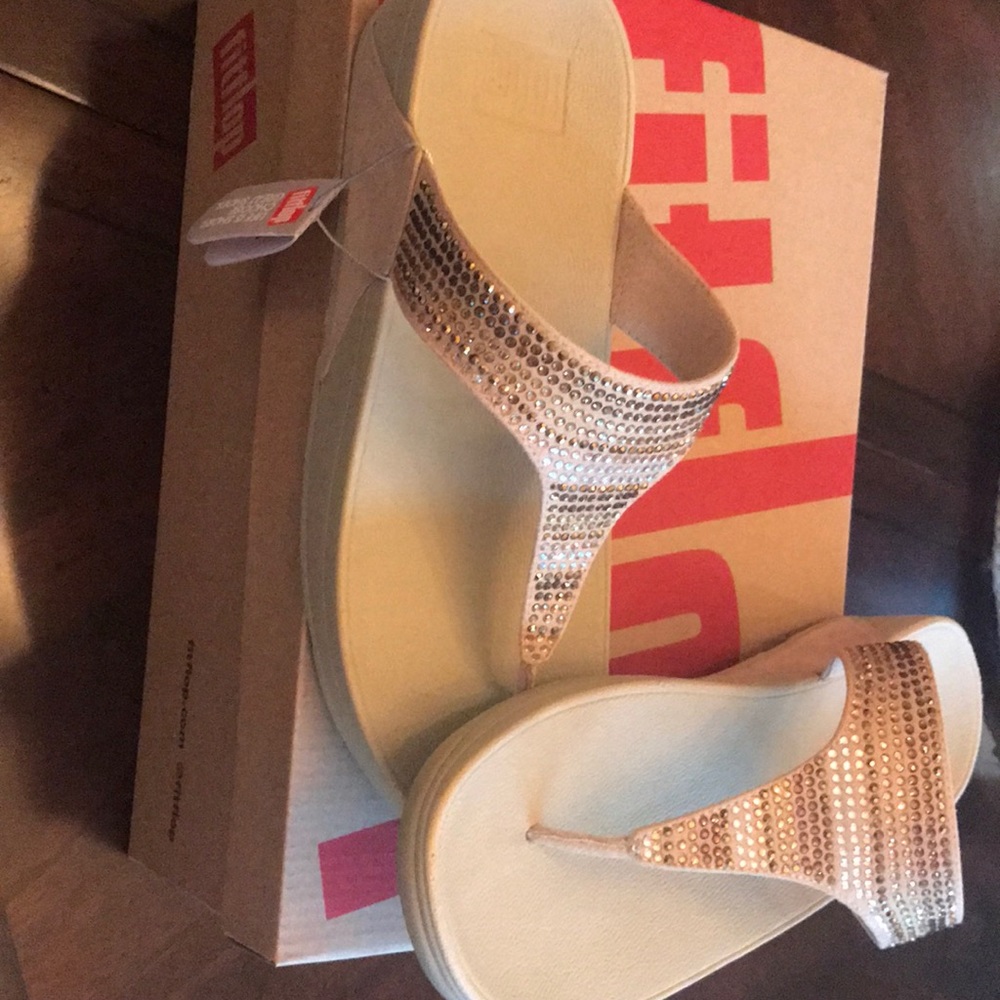 USED ASK FOR Photos Fitflop Rose Gold Rhinestone Thong Sandals